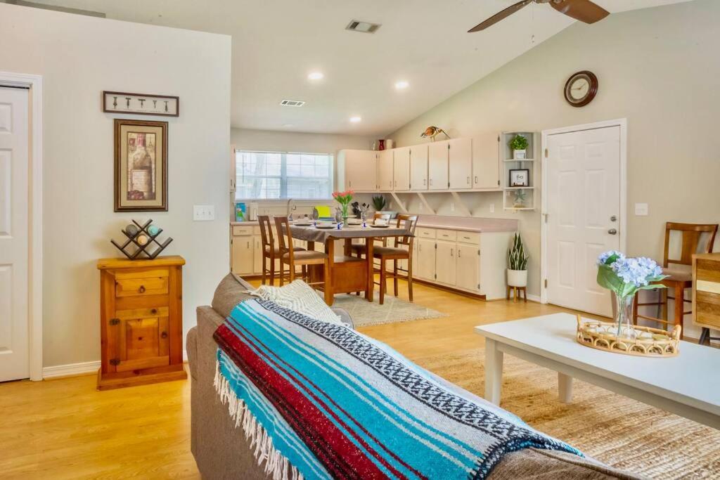 Life'S A Breeze - Updated 3Br 5Min To Pcola Beach Gulf Breeze Dış mekan fotoğraf